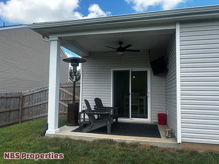 12308 Manhattan Ln — Photo 30