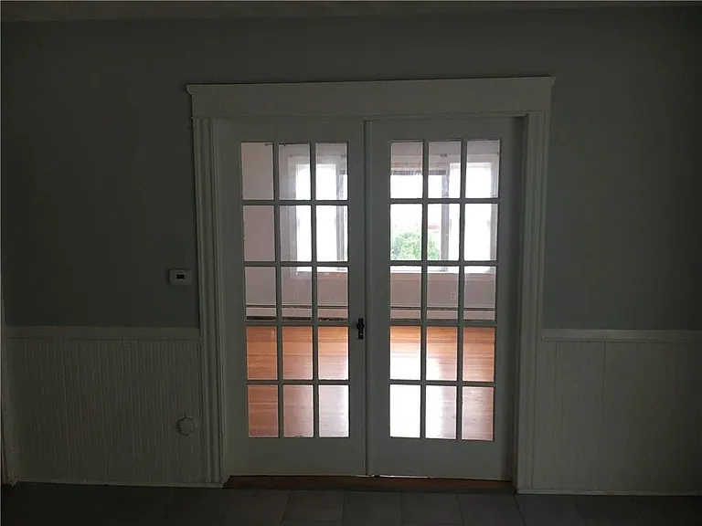 152 Webster St #1 — Photo 3