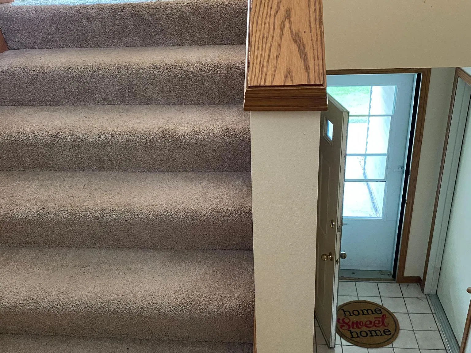 2 bed, 1100 sqft, $1,595 — Photo 2