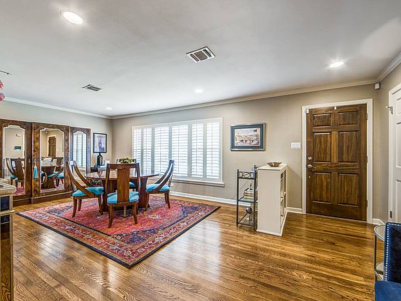 4th image of 410 Burnside Dr