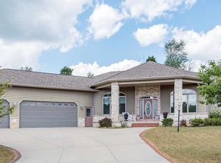 1839 Leroy Ln, Mt Pleasant, MI 48858