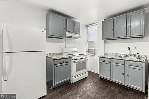 3316 Kensington Ave #2 Photo 1