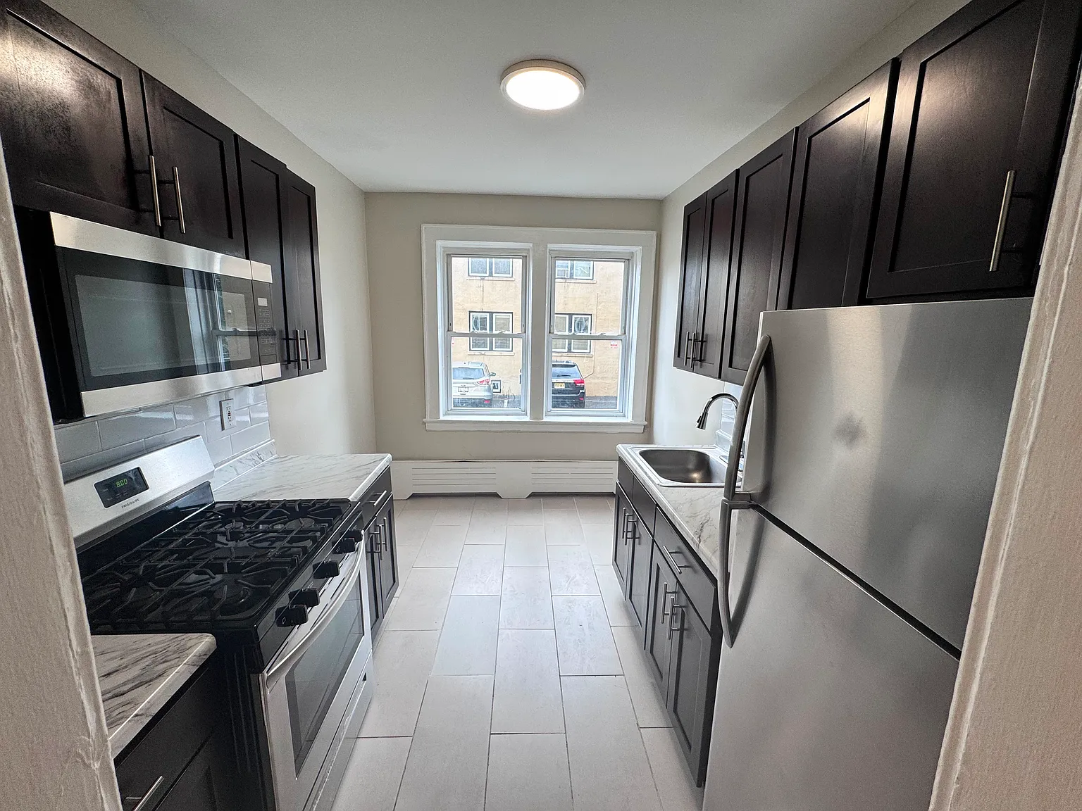 2 bed, $2,000 — Photo 3