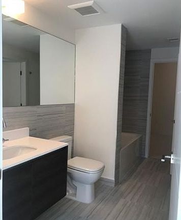 5th image of 301 Altara Ave APT 534