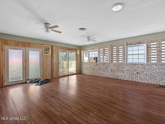 5th image of 55 Koch Rd