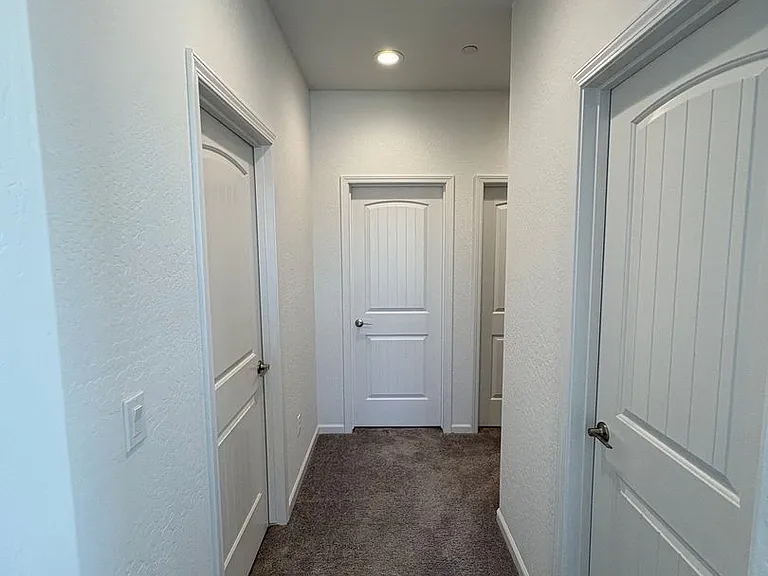 3036 N Parkside St — Photo 24