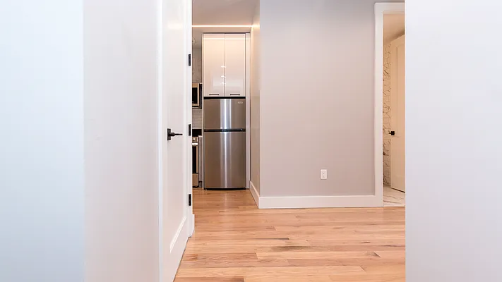 Rented by Nooklyn NYC LLC | media 12