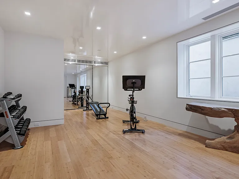 60 Woodland Dr — Photo 30