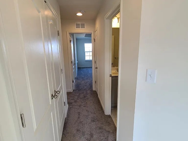 108 Alderman Way — Photo 30