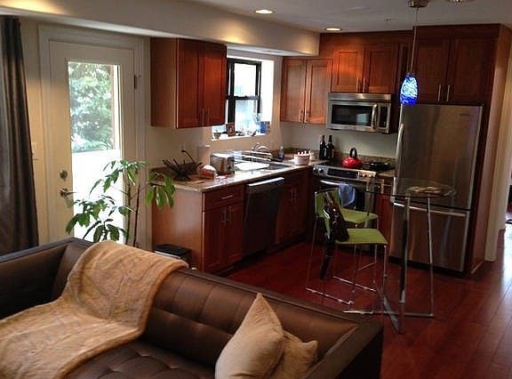 Living/Dining Area