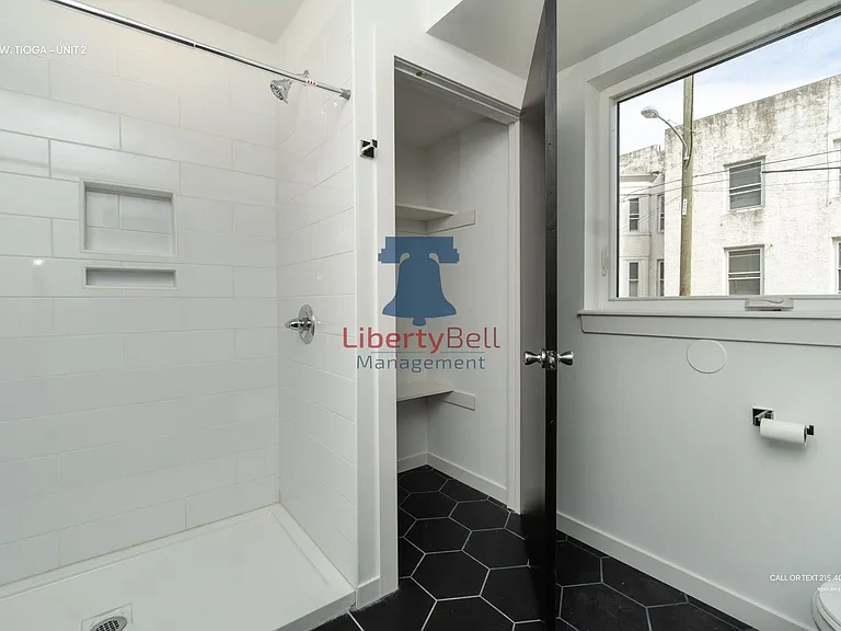 1800 W Tioga St #4 — Photo 13
