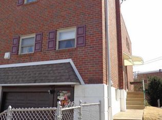 10233 Jeanes St, Philadelphia, PA 19116