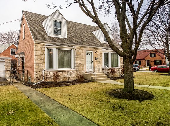 3rd image of 5623 N Olcott Ave