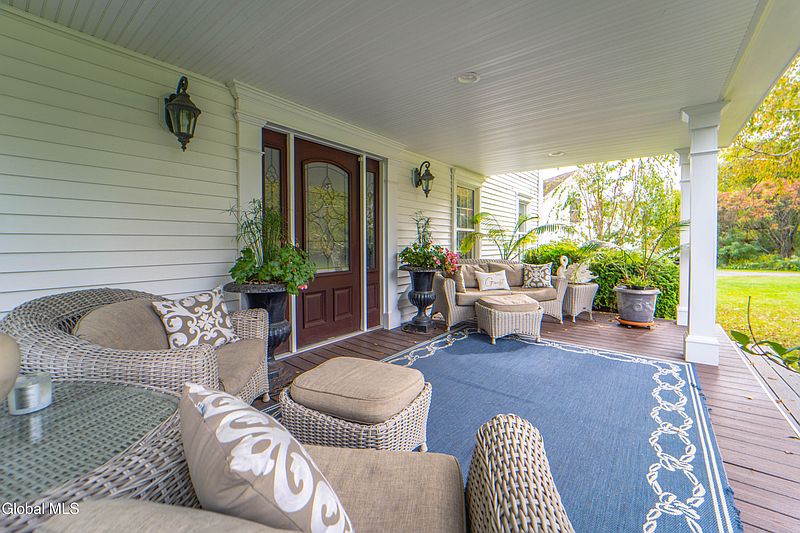 5th image of 139 Riverview Road