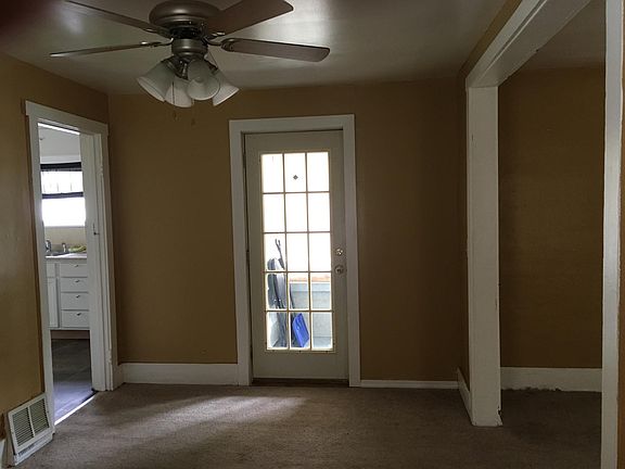 5th image of 902 W Marion St