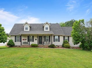 5806 Cantrell Dr, Rockvale, TN 37153