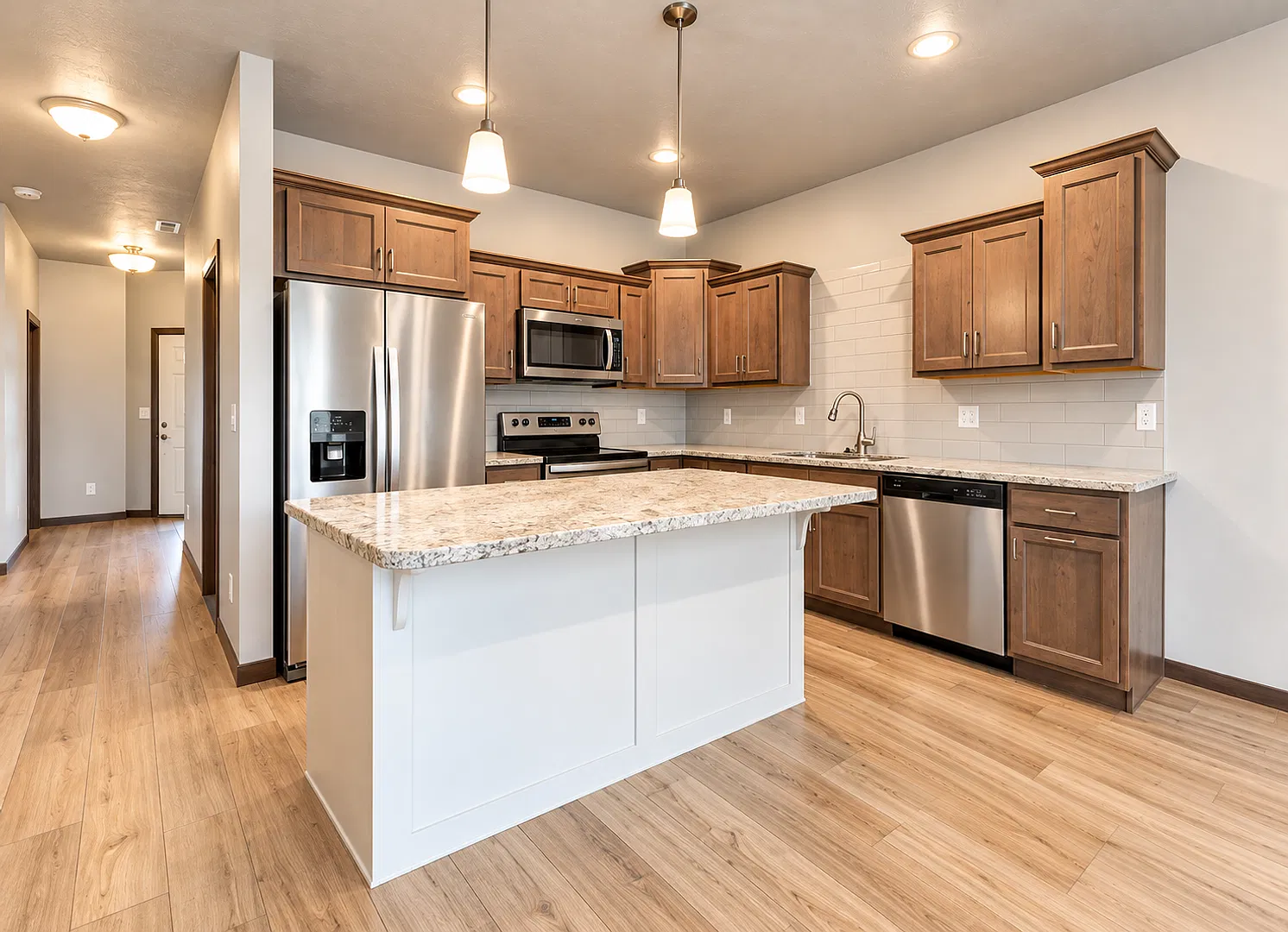 Modern 3-Bedroom Townhome with 2-Stall Garage in West Sioux Falls — Photo 2
