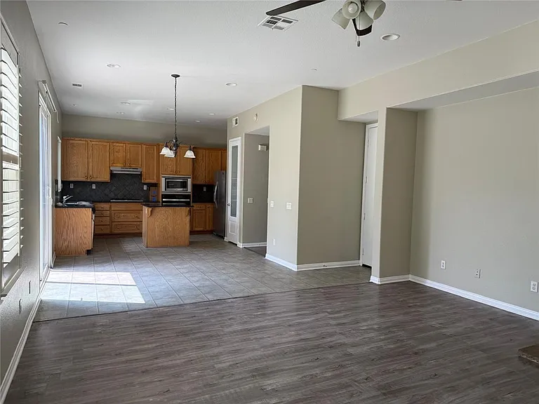 1742 Edmon Way — Photo 2