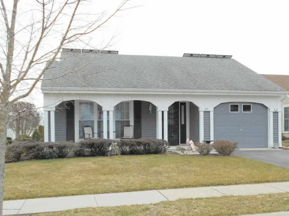 23 Twyford La, Manchester, NJ 08759