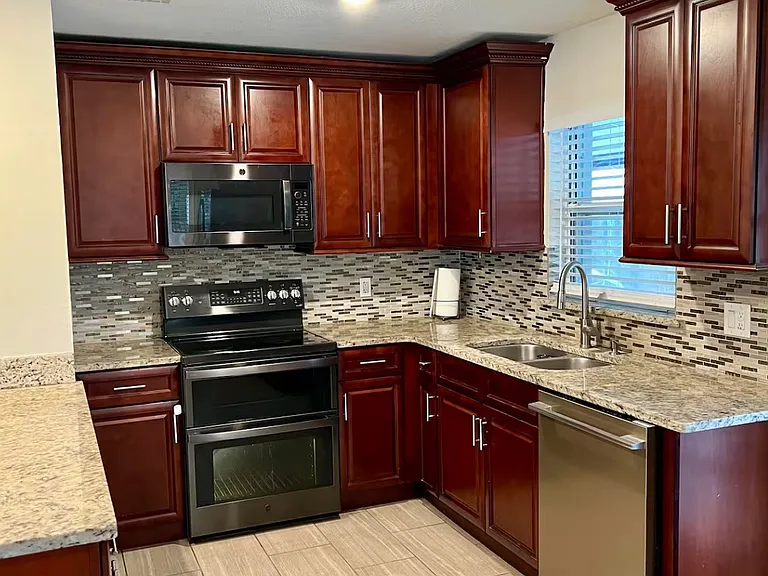 6 Kasey Dr — Photo 13