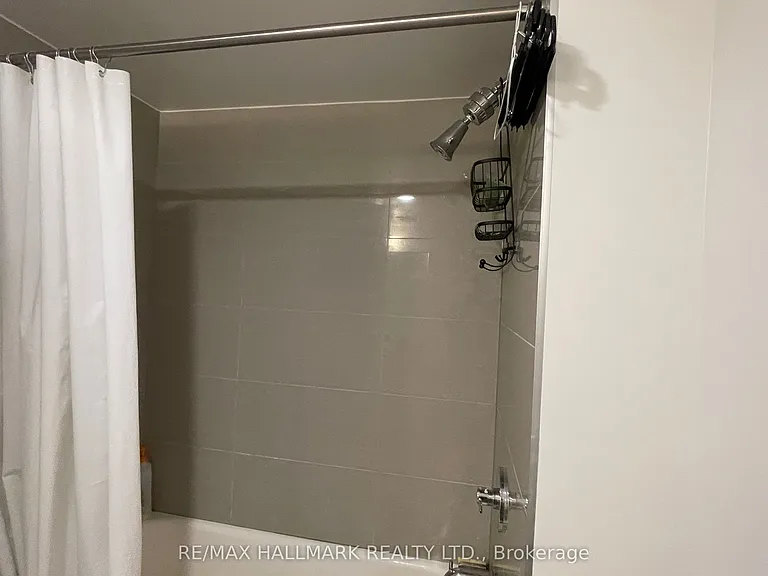 8 Trent Ave #615 — Photo 11
