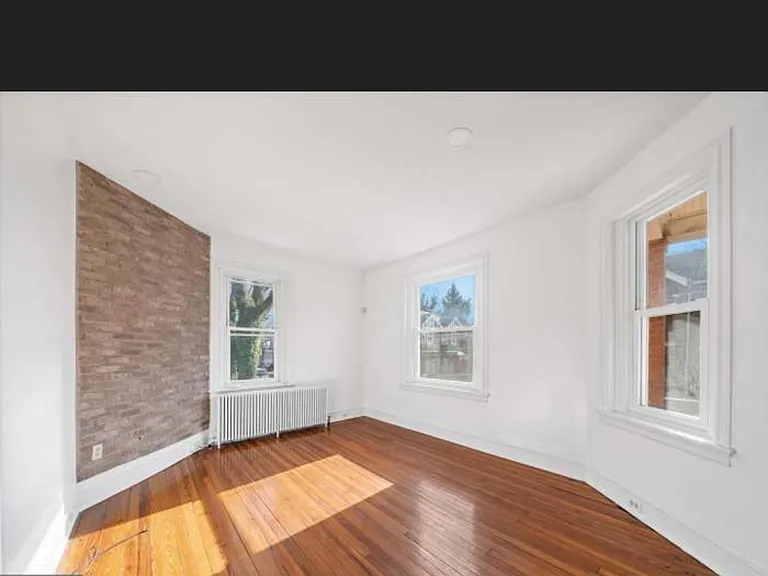 1909 N Jefferson St — Photo 13