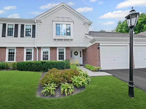 513 Kingsmill Ln APT B, Prospect Heights, IL 60070