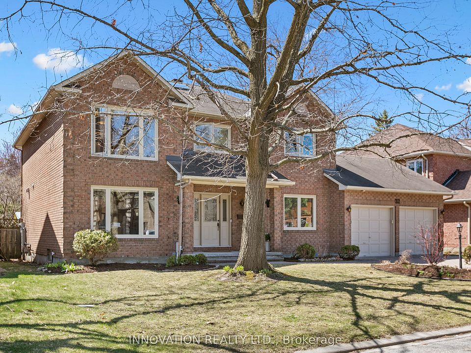 1st image of 32 Marble Arch Cres