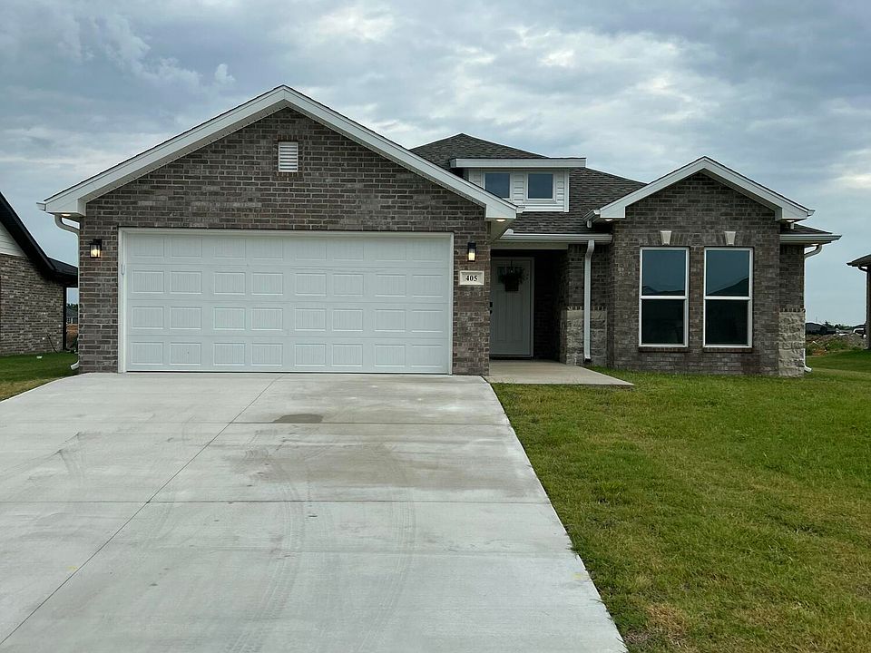 1st image of 405 Molly Dean Dr