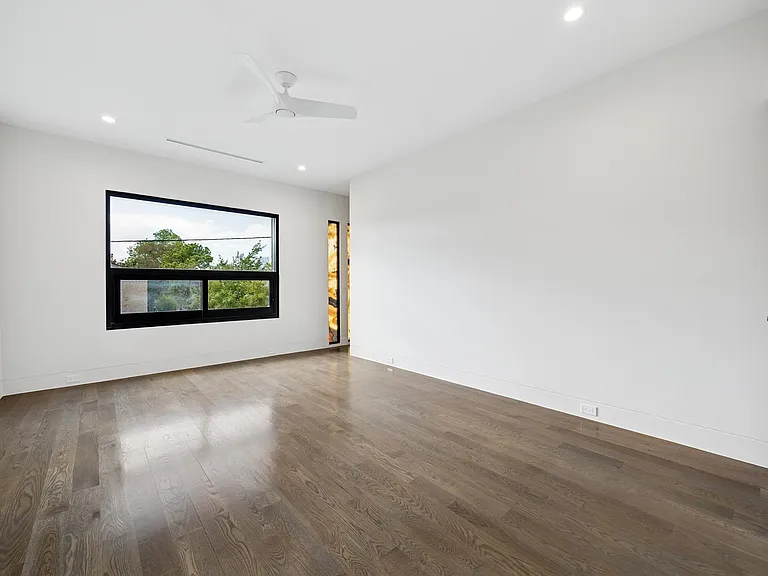 2610 Westgrove Ln — Photo 31