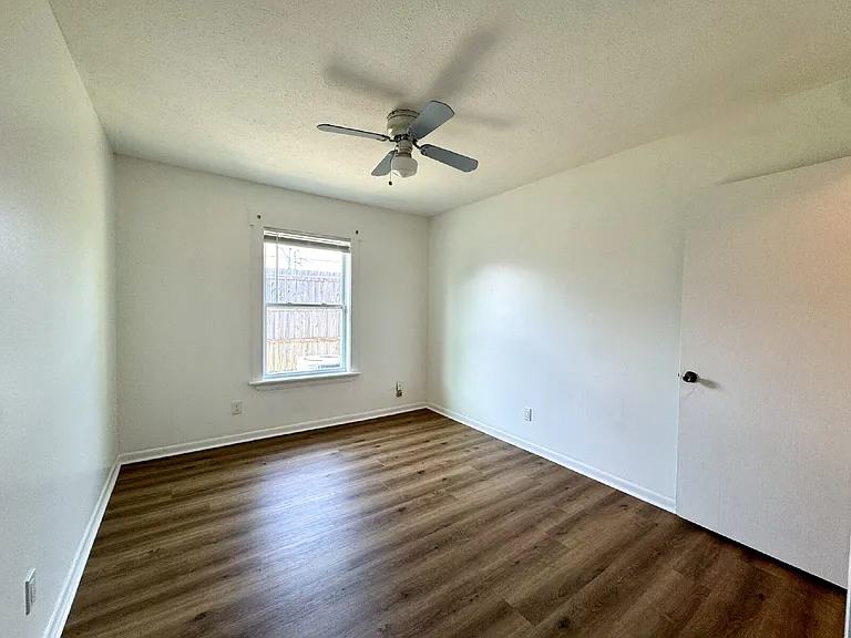 1501 Chestnut Ave #F — Photo 9