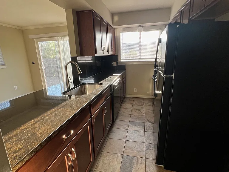 R.O.C. Apartments — Photo 34