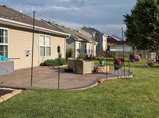 16101 Grand Willow Blvd, Huntertown, IN - More