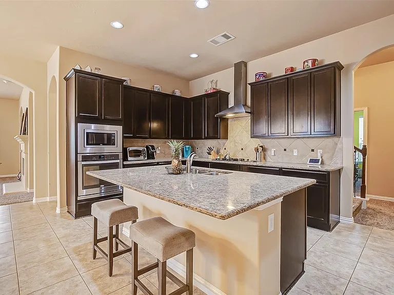 623 Orlandis Ln — Photo 13