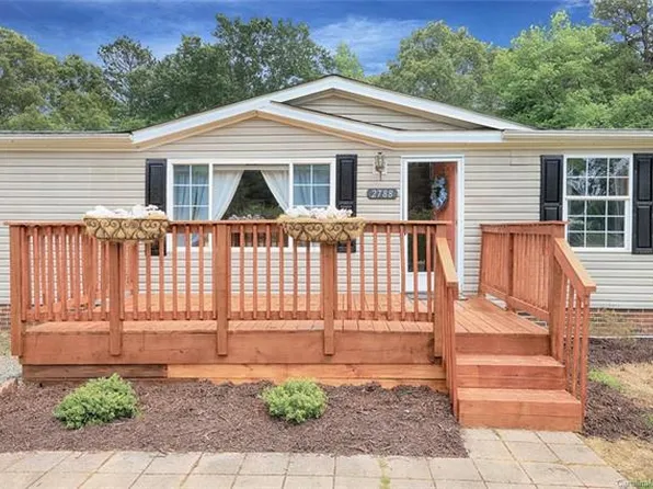 2788 Burnt Leaf Ln, Newton, NC 28658