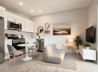 12-16 Essex St #2, Melrose, MA 02176