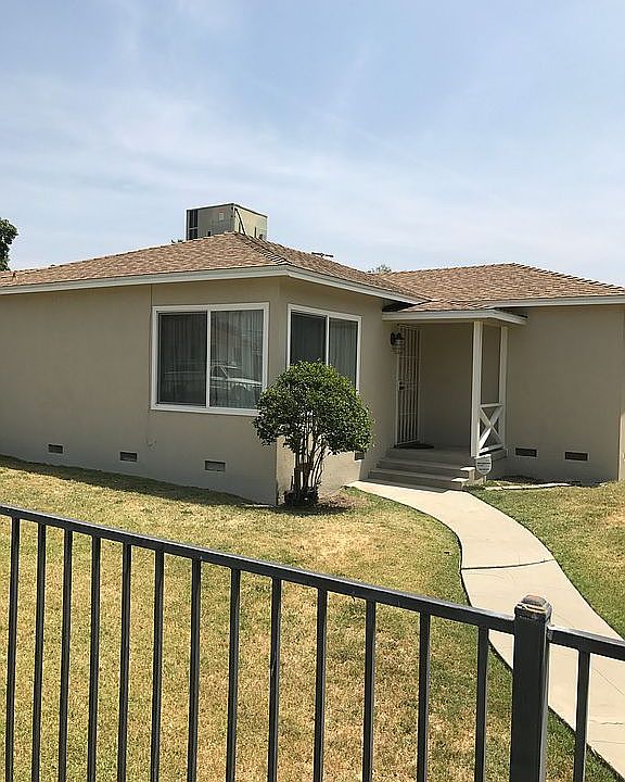 1st image of 200 E 16th St