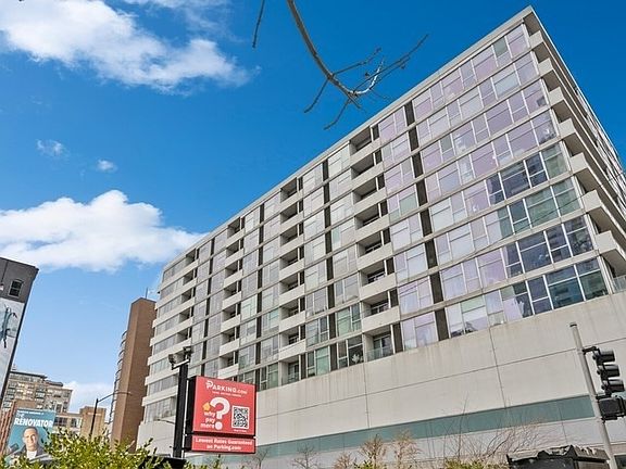 2nd image of 630 N Franklin St APT 1004