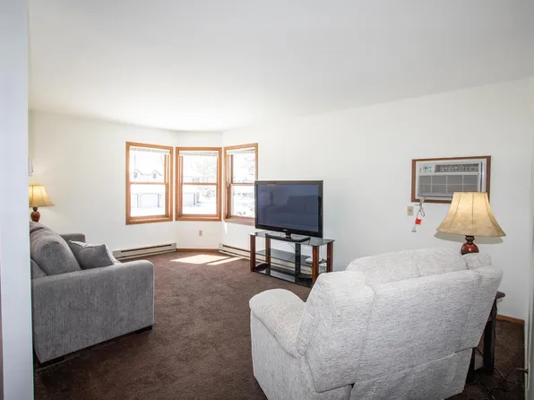 714 Woodview AVENUE #3, Sheboygan Falls, WI 53085