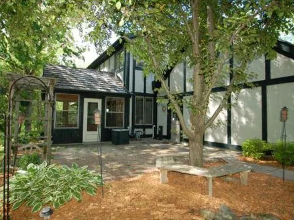 S11W32889 Timberline CIRCLE, Delafield, WI 53018