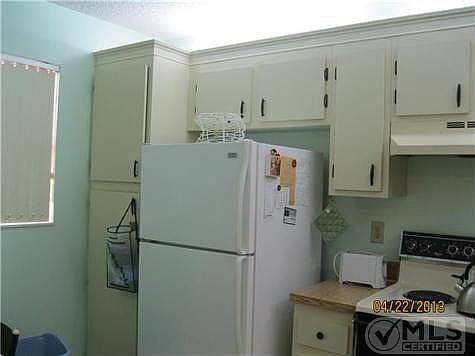 3rd image of 2935 SW 22nd Ave #1070