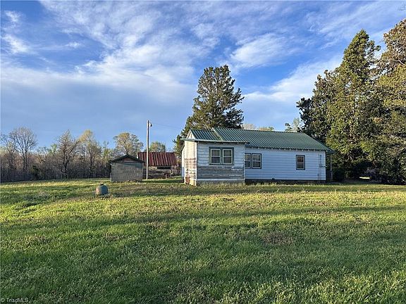 2nd image of 5618 Farmstead Rd