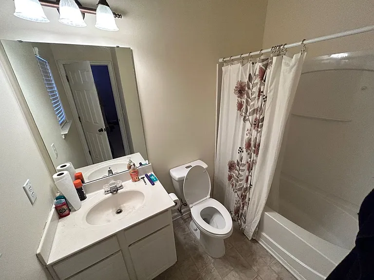 306 Linden Park Ln — Photo 17