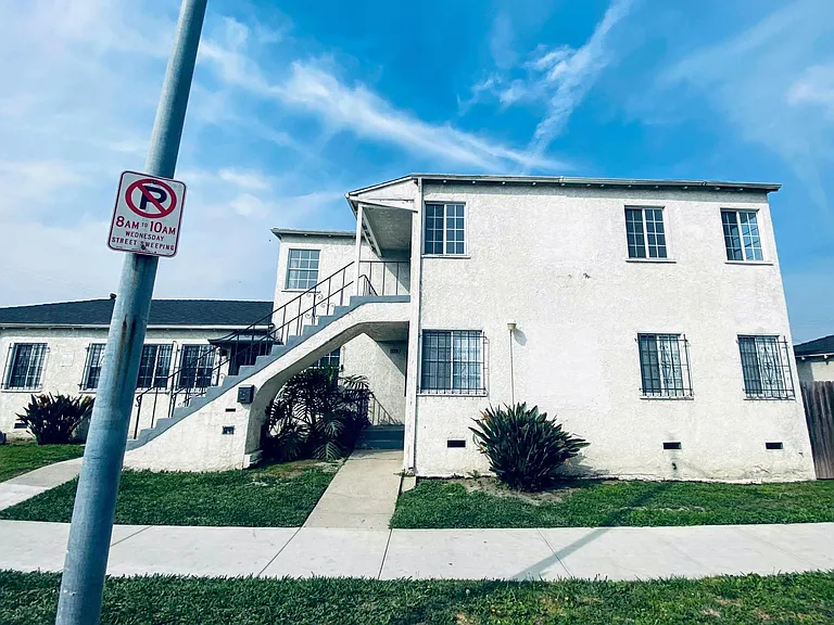 4403 1/2 W Exposition Blvd — Photo 30
