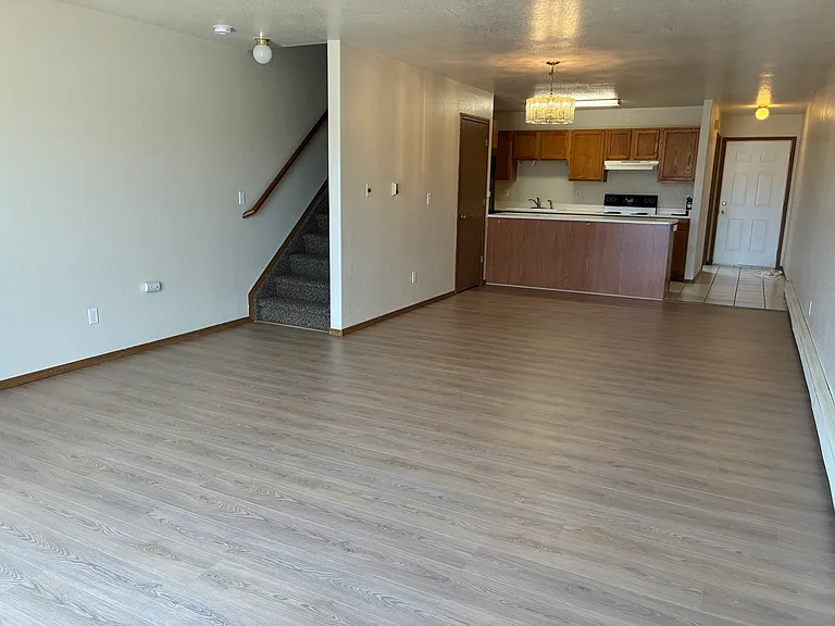 316 Arrowhead Dr #D — Photo 12