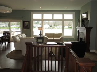 356 Lake St, Fruitport, MI 49415
