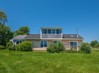 22 Indian Rd, Little Compton, RI 02837