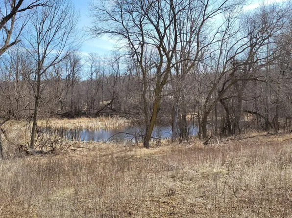 LT4 ASHBURY COURT, Hartford, WI 53027
