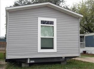 1413 Rosharon Rd Trailer 27, Alvin, TX 77511