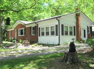 810 W Main St, Waverly, TN 37185